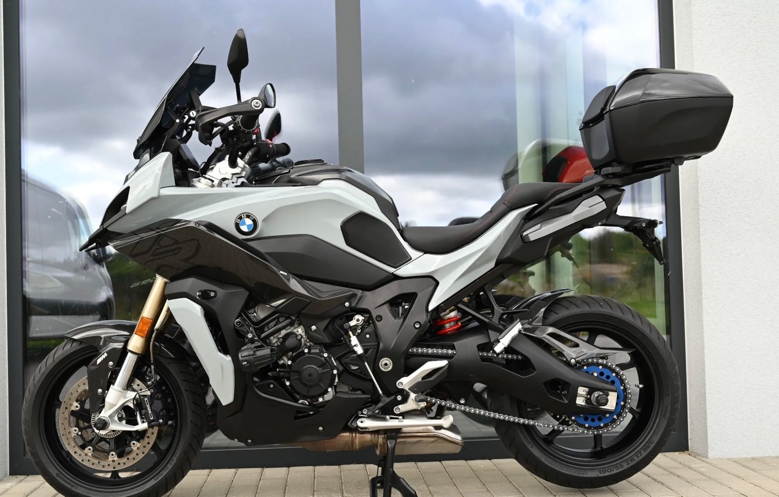 BMW S1000 XR M-Carbon