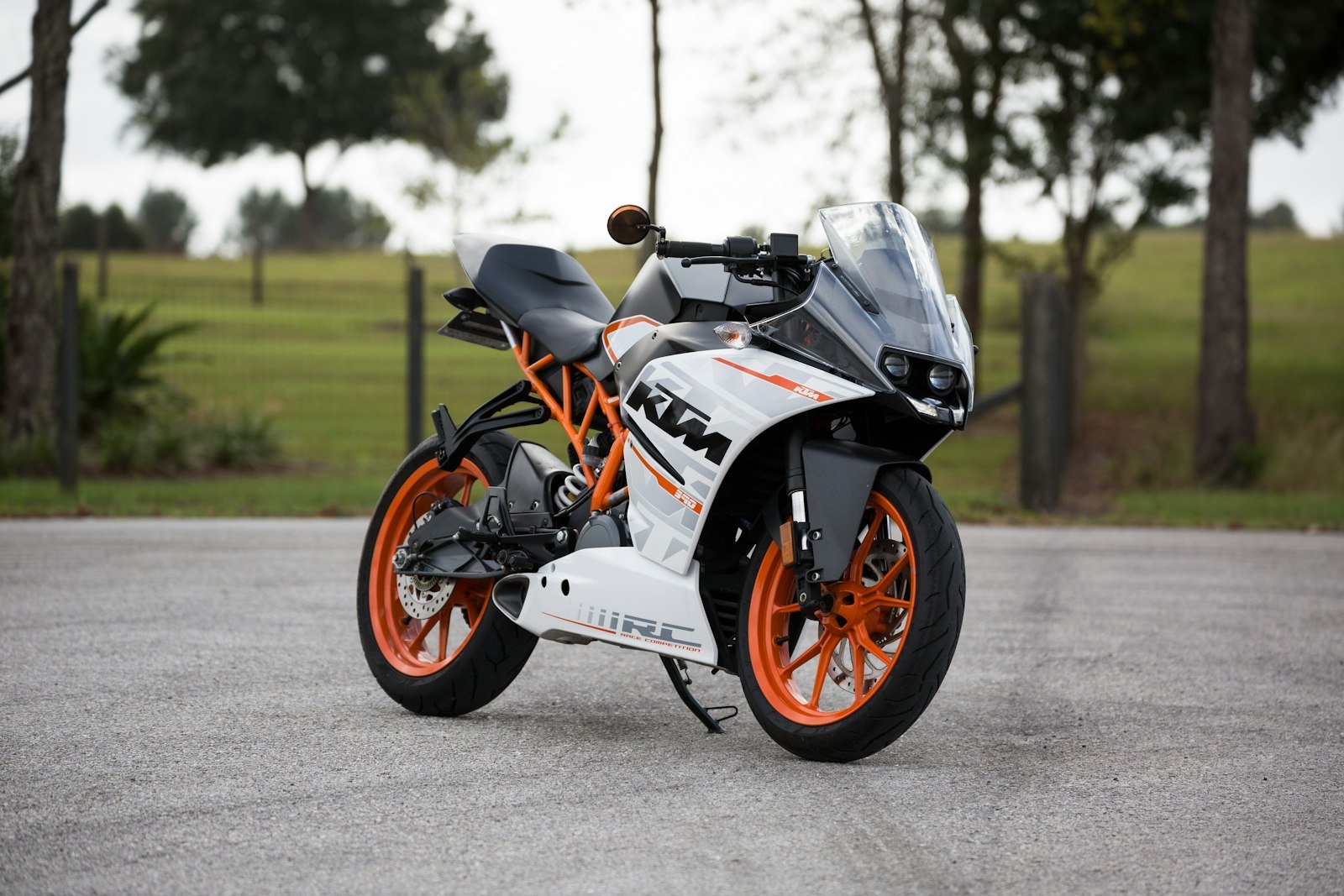 KTM 890 Adventure R — photo 1